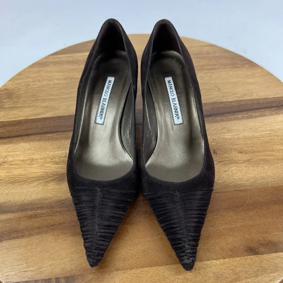 Womens Manolo Blahnik Vintage Brown Suede Pointed Kitten Heels Pumps Size 36.5